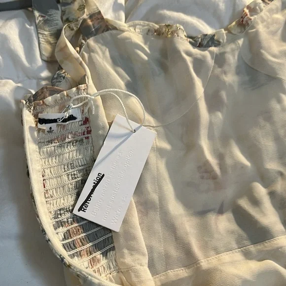 Reformation NEW Christine Long Beach Ruffle Cream Mini Dress Size 6 - Picture 11 of 12